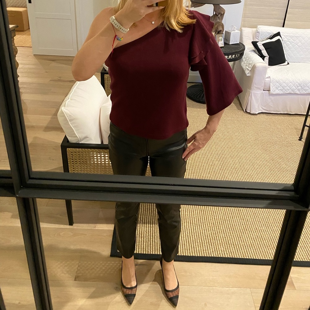 Club Monaco One Soulder Shirt